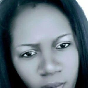 Meet your Posher, Yveline